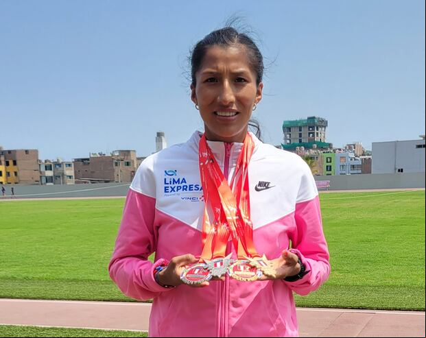 Jovana de la Cruz clasificó a París 2024 con un tiempo de 2h26m49s, un segundo menos que la marca mínima.