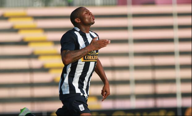 Roberto Guizasola celebrando su gol con Alianza Lima. (Foto: Diego Toledo)