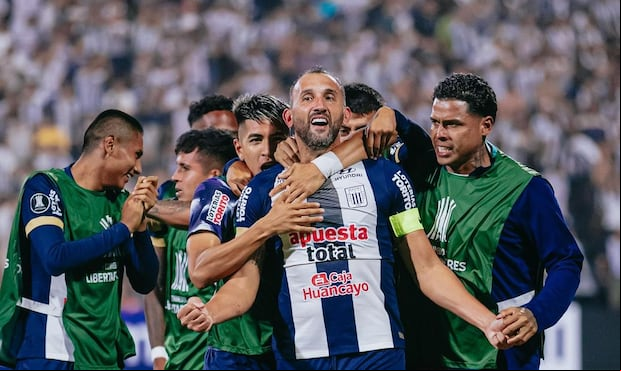 ‘El Pirata’ anotó el gol del triunfo de Alianza Lima sobre Talleres en tiempo de descuento, para seguir con vida en la Copa Libertadores.