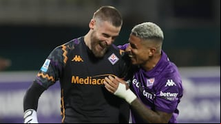 De no jugar una temporada a ser héroe: David de Gea tapó dos penales en Fiorentina