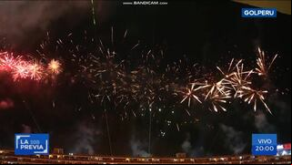 ¡Universitario está de fiesta! Espectacular show de fuegos artificiales en la ‘Noche Crema 2025’