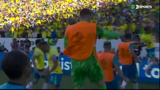 ¡Cierren todo! El golazo de Raphinha de tiro libre en el Brasil vs. Colombia