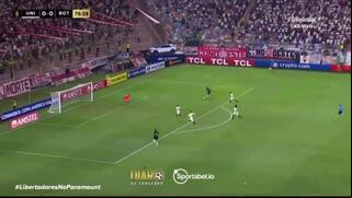 Baldazo de agua fría en el Monumental: el gol de Jeffinho para el 1-0 de Botafogo sobre Universitario