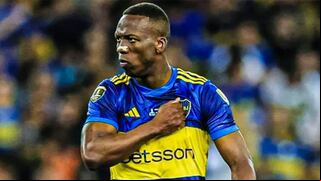 Gana la pulseada: Luis Advíncula se perfila para ser titular en Boca Juniors en el Superclásico ante River Plate